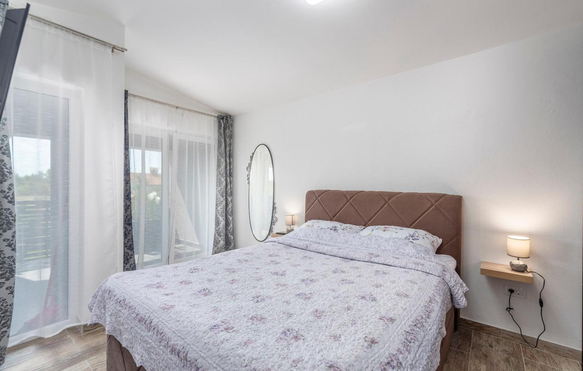 Apartmani Natalija โปเรช ห้อง รูปภาพ